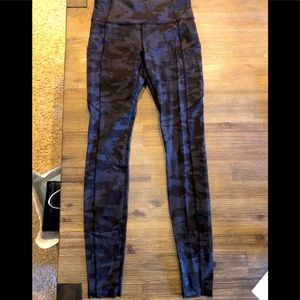 Lululemon Fast and Free HR Tight 31” size 8